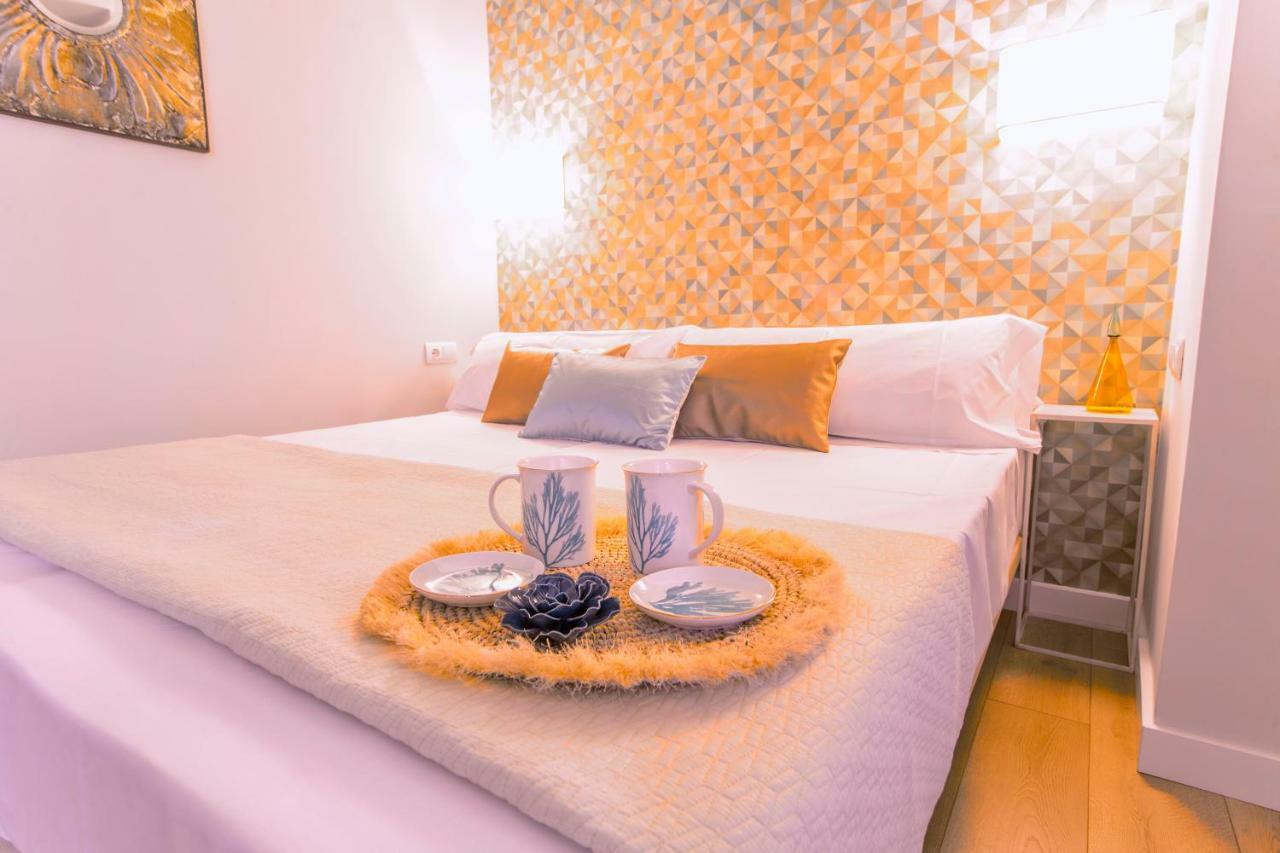 Apartamento Malaga Beach Екстер'єр фото