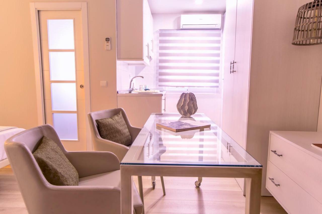 Apartamento Malaga Beach Екстер'єр фото