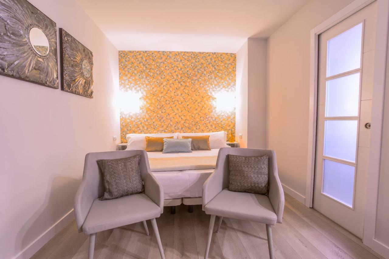 Apartamento Malaga Beach Екстер'єр фото