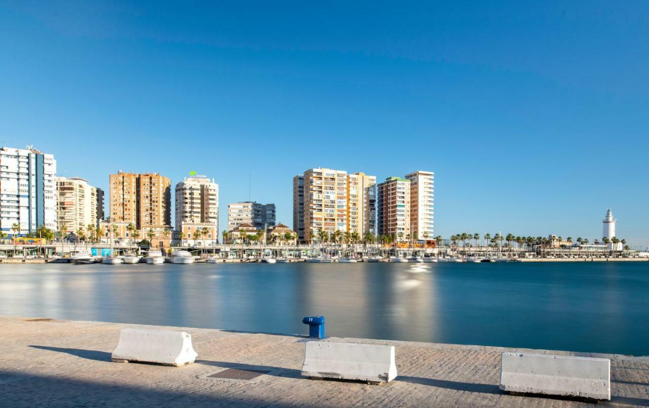 Apartamento Malaga Beach Екстер'єр фото